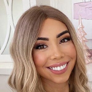 SLMissGlam, 34 (Instagram-ster)