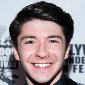 Sloane Morgan Siegel, 24 (电视演员)