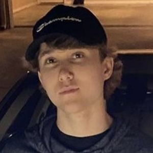 Slyasf, 23 (TikTok明星)