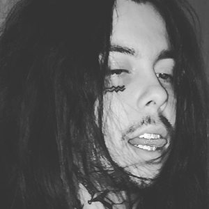 Smokeasac, 31 (音樂製作人)