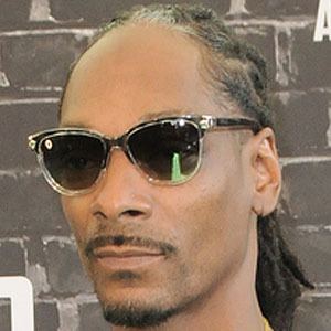 Snoop Dogg, 54 (Рэпер)
