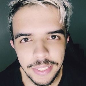 Snuky, 30 (YouTube Star)