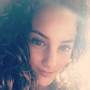Sofie Dossi, 24 (Instagram-ster)