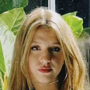 solcitocwirkaluk, 18 (Instagram Star)