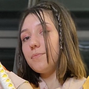 soleilnocturne__, 25 (TikTok Star)