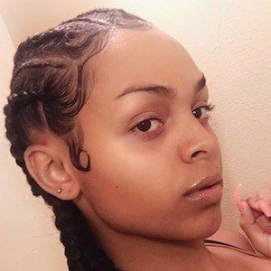 Sonnis Love, 25 (Instagram Star)