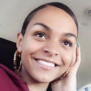 Sonnis Love, 25 (Instagram Star)