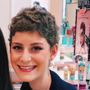 Sophia Gall (2001 - 2018) (Instagram明星)