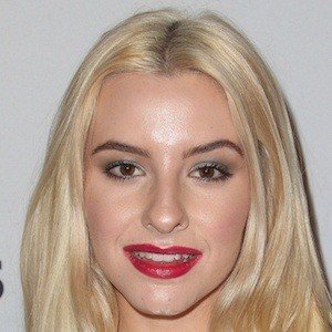 Sophie Beem image 3