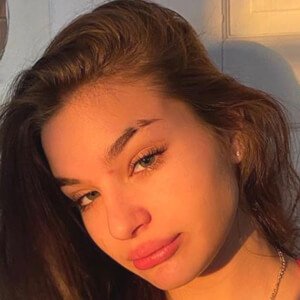Sophie Frenk, 21 (TikTok Star)