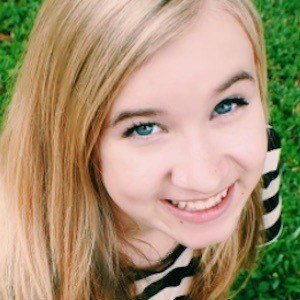 Sophie Graham image 6