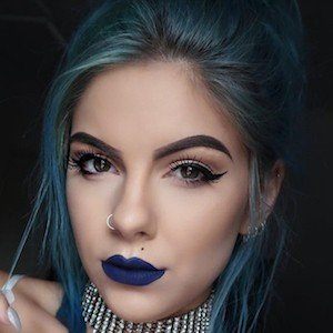 Sophie Hannah Richardson, 35 (YouTube Star)