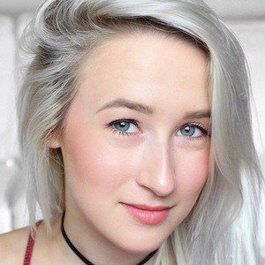 Sophie Louise, 31 (YouTube Star)