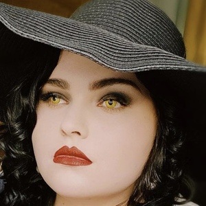 Sophie Orchard, 30 (YouTube Star)