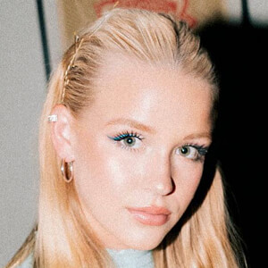 Sophie Pittman, 24 (Dançarinos)