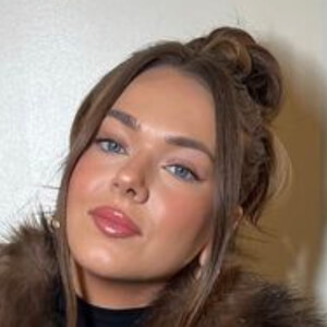 Sophie Suchan, 27 (Instagram Star)