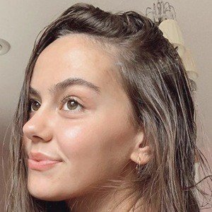 Spencer Barbosa, 21 (TV Actress)