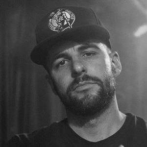 Spose, 40 (说唱歌手)