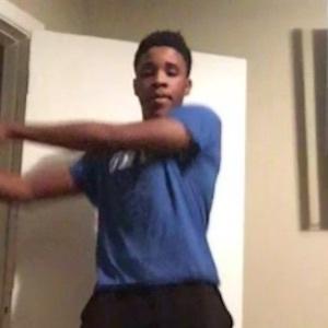 Squeaky, 28 (Estrella de Instagram)