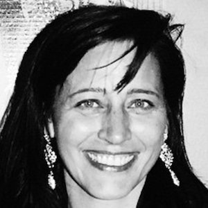 Stacey Collins, 56 (家庭成員)