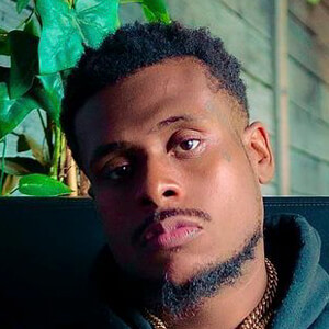 Stack Pack, 32 (Nhà sản xuất âm nhạc)