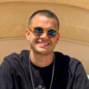 sTaXx image 4