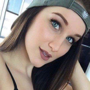 Stefani Somers, 31 (Instagram Star)