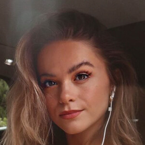 Stefanie Moir image 11