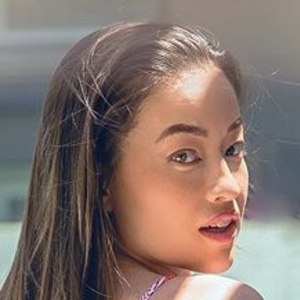 Steph Mi image 3