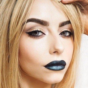 Steph Toms, 32 (Star di YouTube)