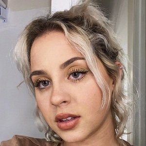 Stephanie Fisogni image 5