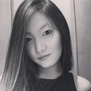 Stephanie Hwang, 32 (YouTube明星)