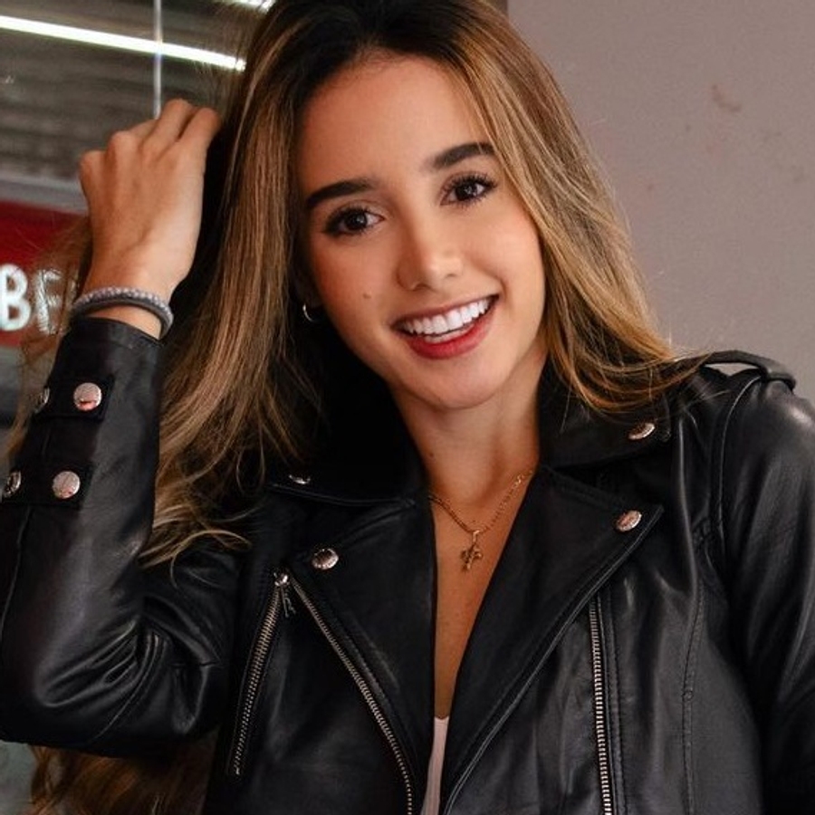 Stephanie Moreno, 29 (Estrella de TikTok)