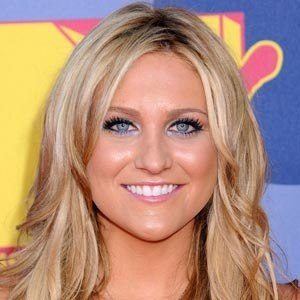 Stephanie Pratt image 8