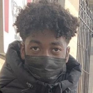 Stevanischo, 21 (TikTok Star)