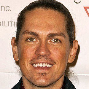 Steve Howey image 3