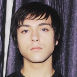 Steve Rizzo, 26 (YouNow Star)