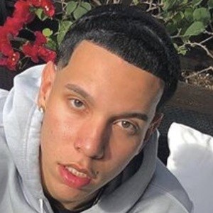 Suave Jayy, 24 (YouTube明星)