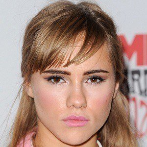 Suki Waterhouse, 32 (Model)