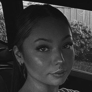 Sumantha Lotti, 24 (TikTok Star)