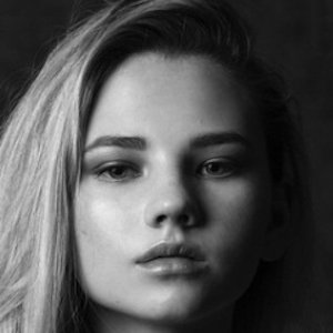 Summer Ferguson image 3