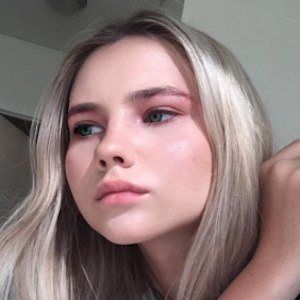 Summer Ferguson image 5