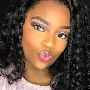Summerella, 30 (Instagram Star)