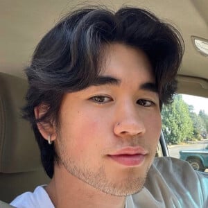 Sungjuicy, 23 (TikTok Star)