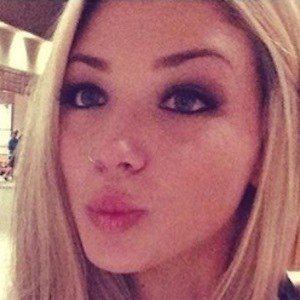 Sunkissed Mama, 31 (YouTube明星)