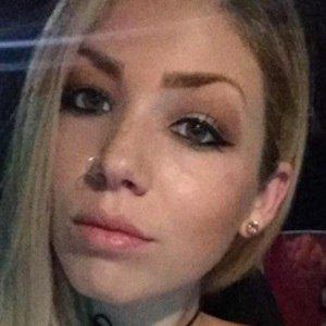 Sunkissed Mama, 31 (Star di YouTube)