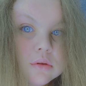 Susan Broxson, 26 (TikTok Star)