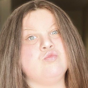 Susan Broxson, 26 (TikTok明星)