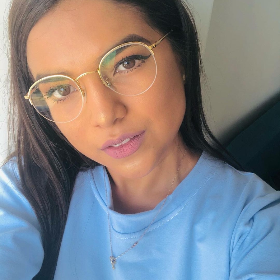 Susana Alvarado Carmen, 28 (World Music Singer)