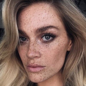 Swantje Paulina, 27 (Instagram Star)